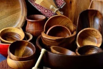 Artisanal Wooden Serving Bowl Collection - Handcrafted Kitchen Essentials